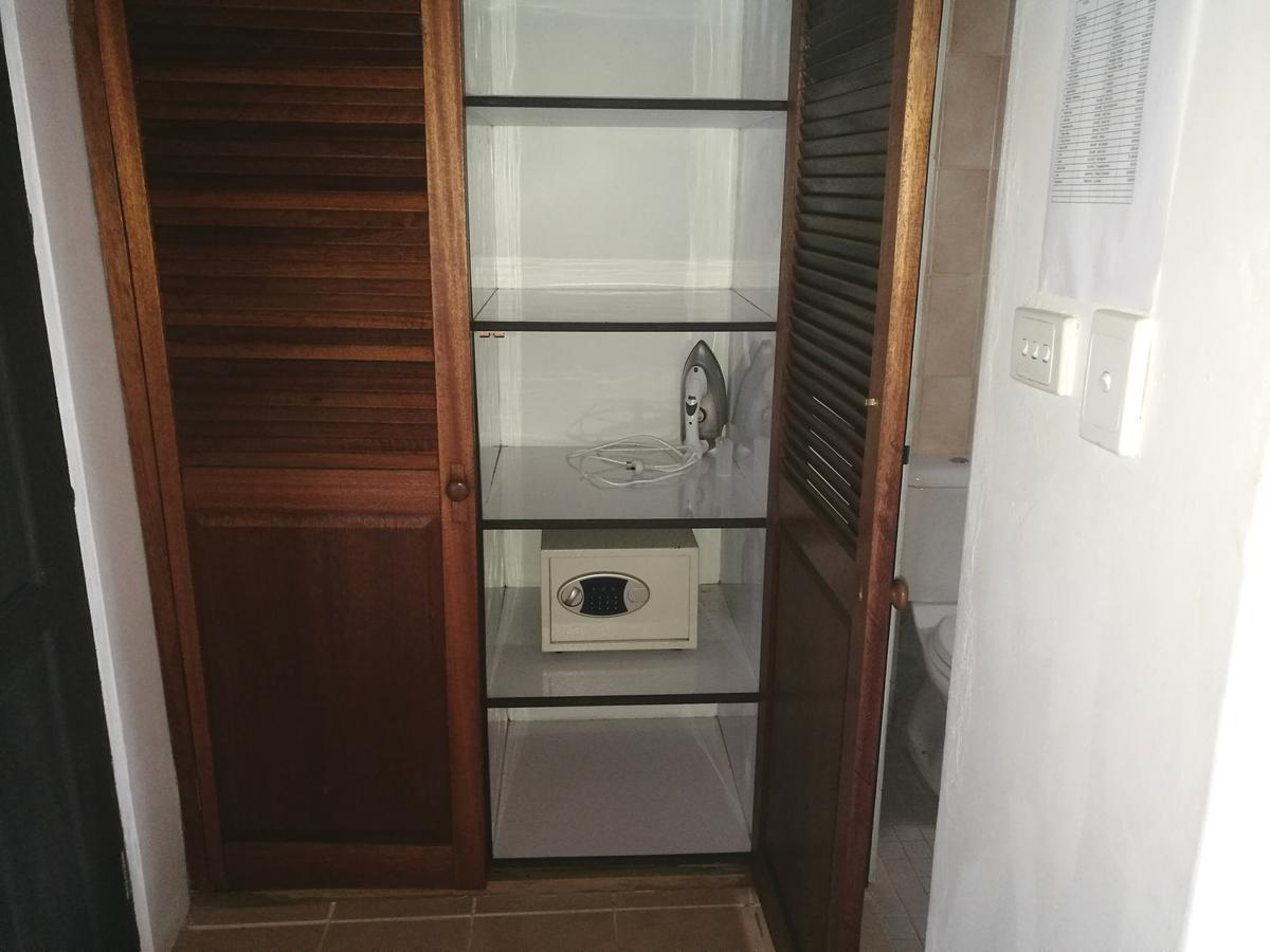 Honiara Hotel Eksteriør billede