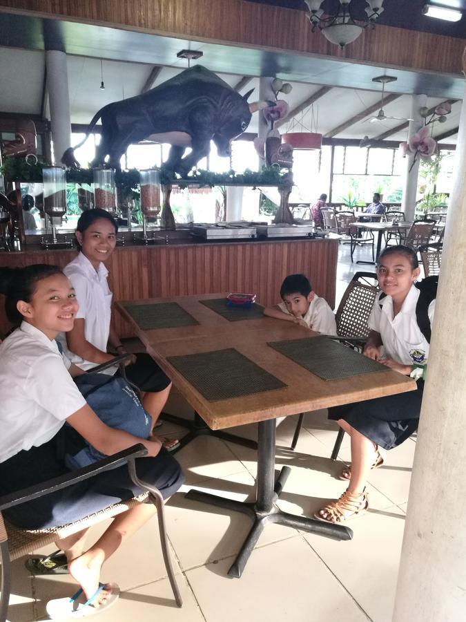 Honiara Hotel Eksteriør billede